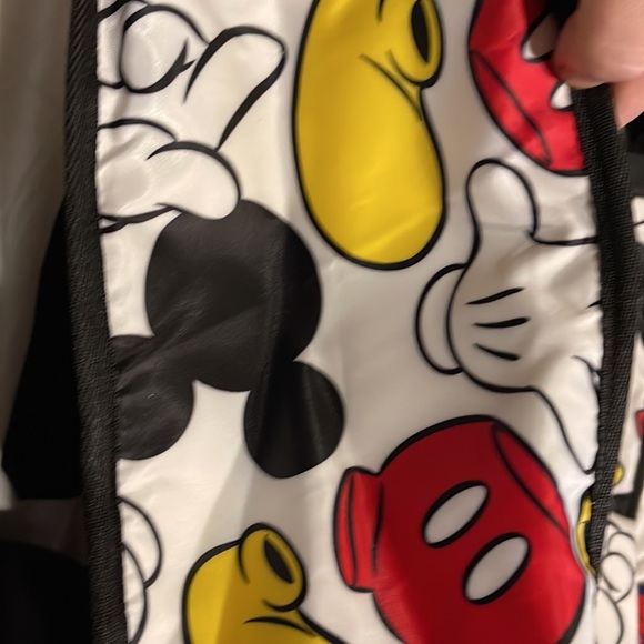 Disney &Co Mickey Print XL travel/ shoulder Tote🔥 - Picture 9 of 9